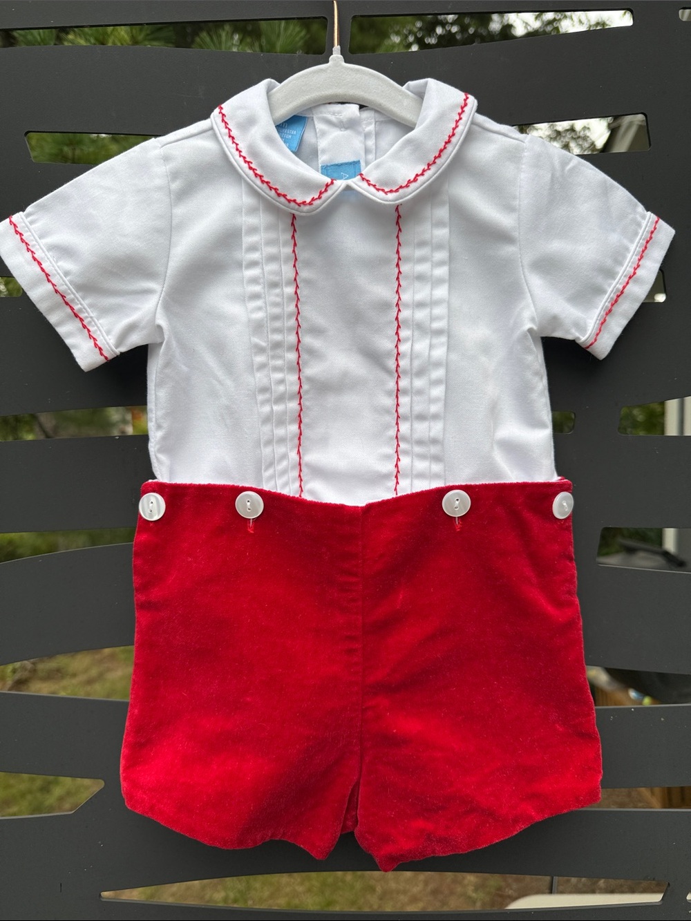 Anavini Toddler White Short-Sleeve Button Romper with Red Velvet Bottoms 9 mos